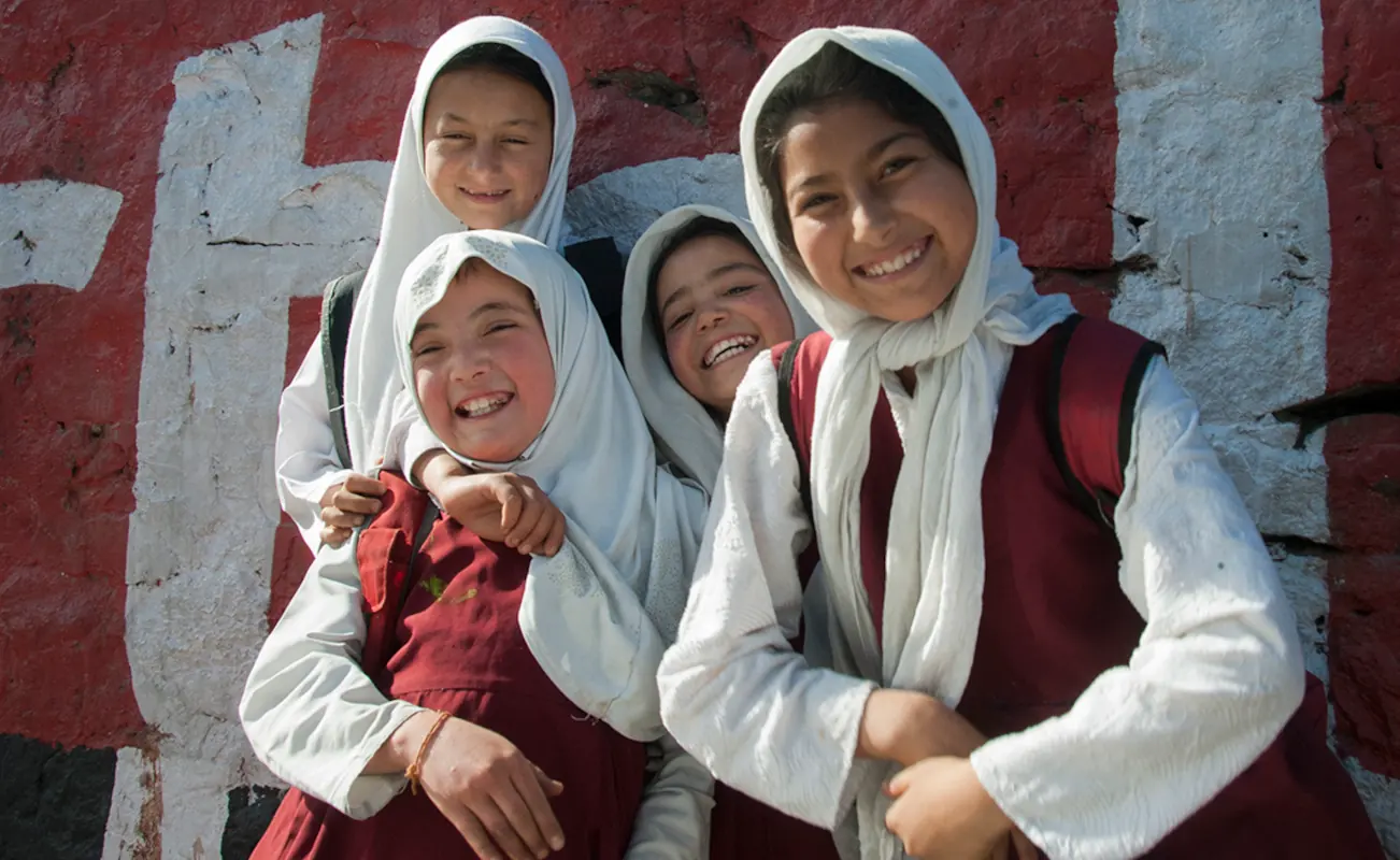 Kargil-girls-Ladakh