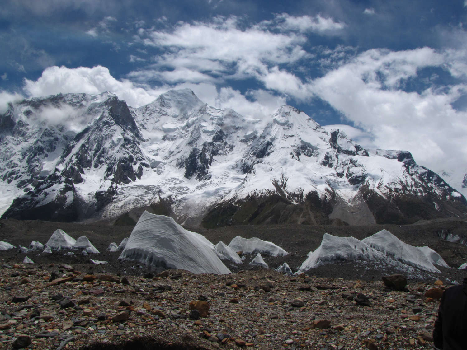 goro-ii-concordia-gondogoro-la-trek-pakistan