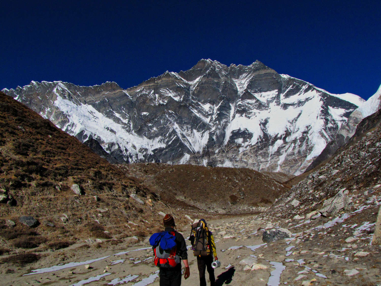 lhotse-south-face-island-peak-nepal